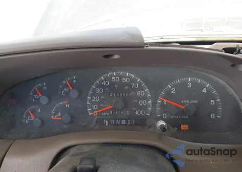 1998 Ford F-150 Standard/Xl/Xlt z USA, uszkodzony, nr VIN 1FTZX1720WKB44676